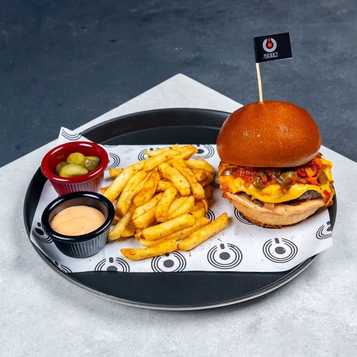 Smoked Ribs Burger