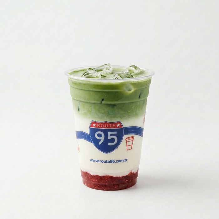 ICED STRAWBERRY MATCHA LATTE